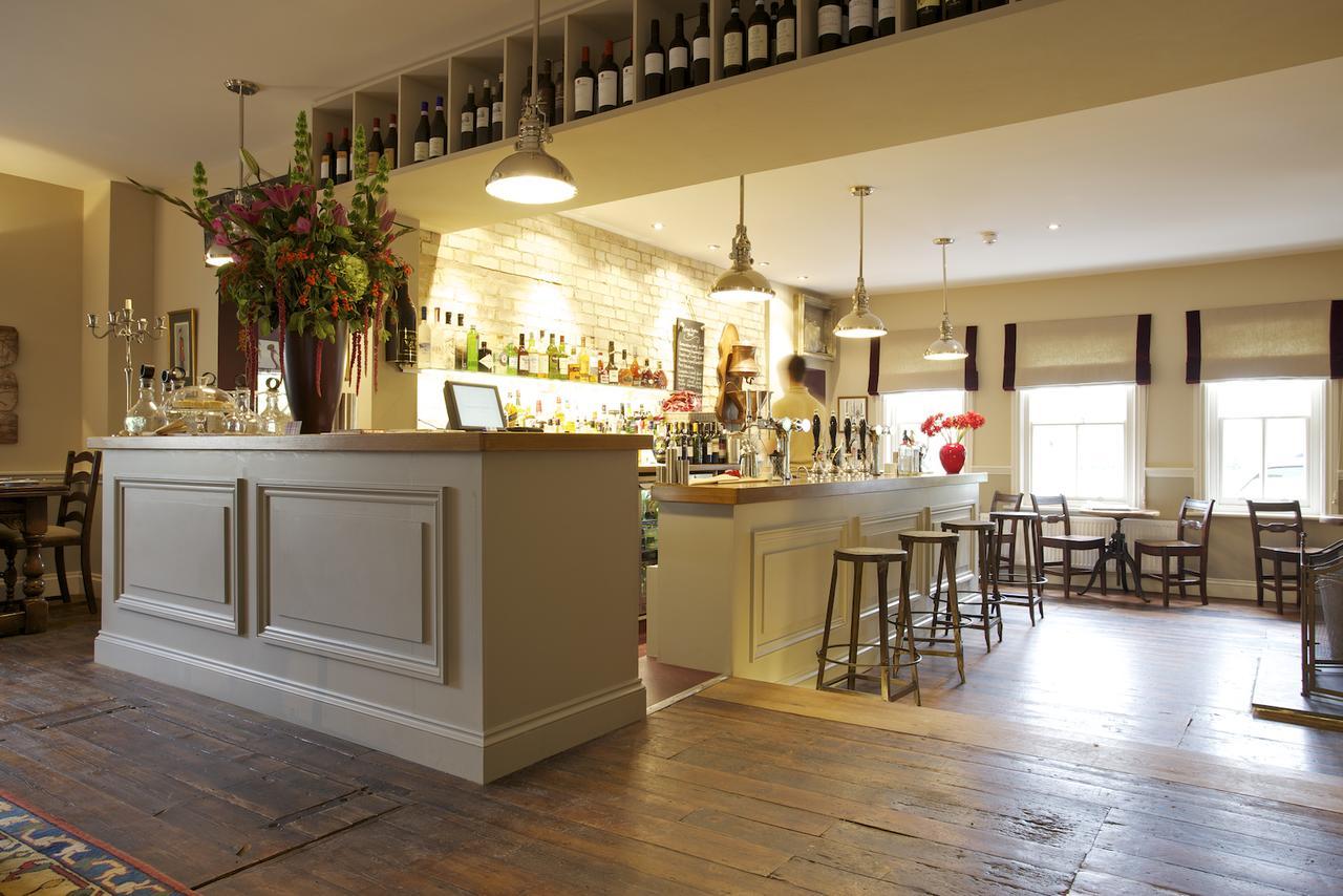 The Packhorse Inn Newmarket  Extérieur photo